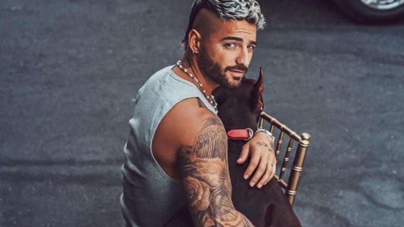 Se picó todo con Maluma: lo acusan de cerrar una clínica para el nacimiento de su hija