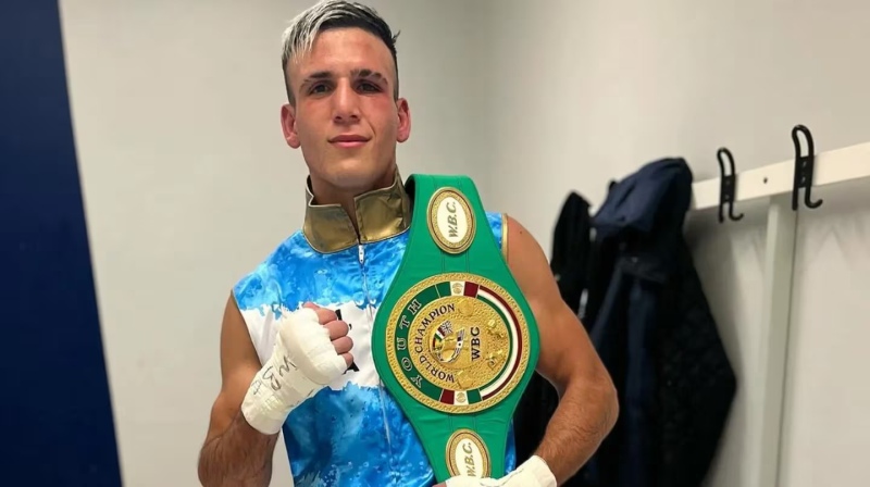 Un boxeador se consagró campeón con un tremendo nocaut