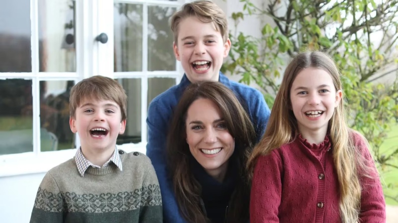 Confirmado: la foto viral de Kate Middleton y sus hijos estaba editada