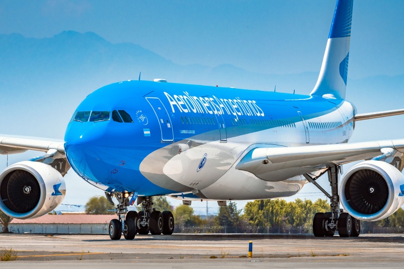 Aerolíneas Argentinas recorta el 20% sus vuelos de cabotaje