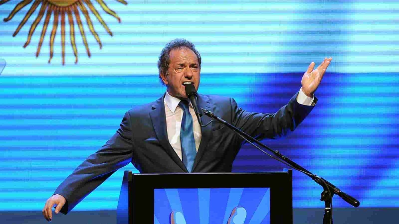 Scioli cambia de camiseta: de opositor a promotor de las SAD en el fútbol