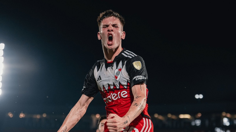 Mastantuono se convirtió en el goleador más joven de River en la Libertadores