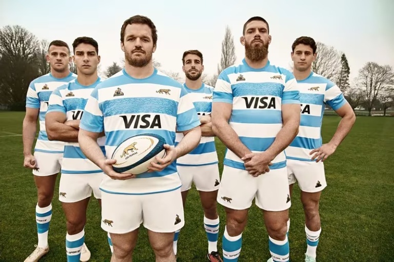 Los Pumas presentaron su nueva camiseta