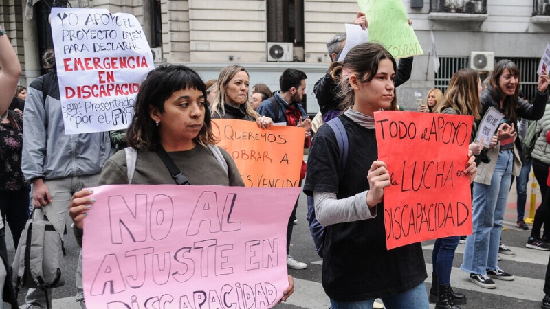 Protesta contra el proyecto para desregular las prestaciones