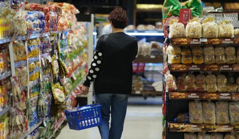 Abril muestra la inflación más baja en seis meses, cerca del 8% según INDEC