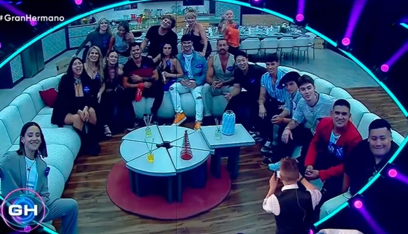 Los participantes de Gran Hermano se emocionaron al escuchar a los exhermanitos