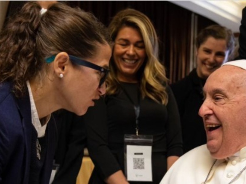 Paula Pareto, campeona olímpica, visitó al Papa en el Vaticano: ”Esa sonrisa, esa mirada, esa paz”