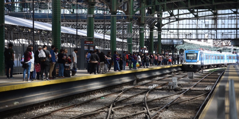 Maturano, sobre la reducción de velocidad de trenes: ”el sueldo está congelado hace 4 meses”