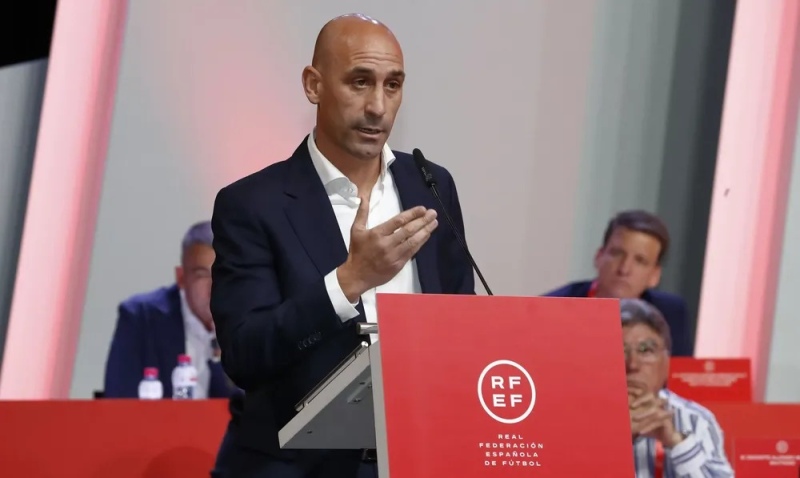 Caso Jenni Hermoso: Luis Rubiales va a juicio en 2025 por el beso no consentido