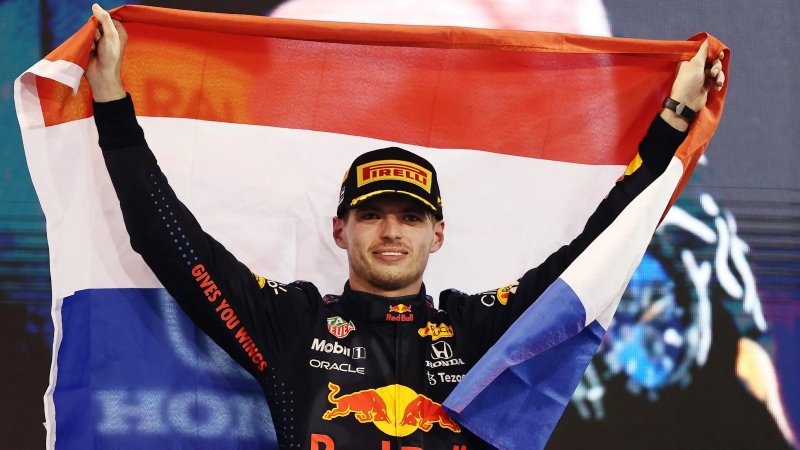 Verstappen confirma su continuidad en Red Bull