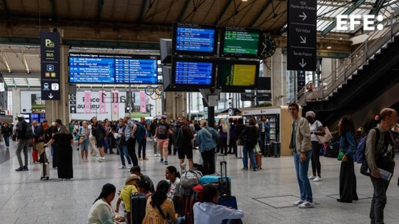 Cierran temporalmente el aeropuerto de Basilea-Mulhouse por amenaza de bomba