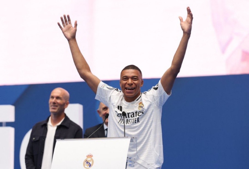 Histórica presentación de Mbappé en el Bernabéu