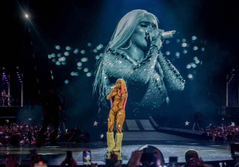 Karol G la rompió en el Estadio Santiago Bernabéu