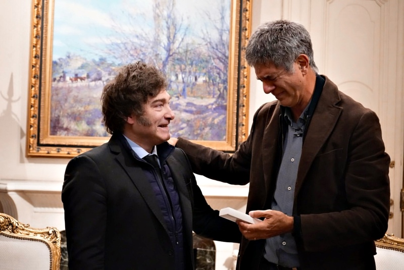 La acción de Javier Milei con un veterano de Malvinas que perdió su medalla