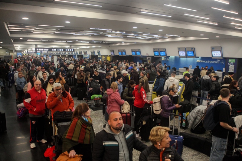 Paro de aeronáutica confirmado: vuelos suspendidos de 5 a 14 en Aeroparque y Ezeiza