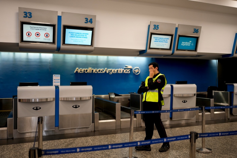 Venta de Aerolíneas Argentinas: El Gobierno avanza en la privatización