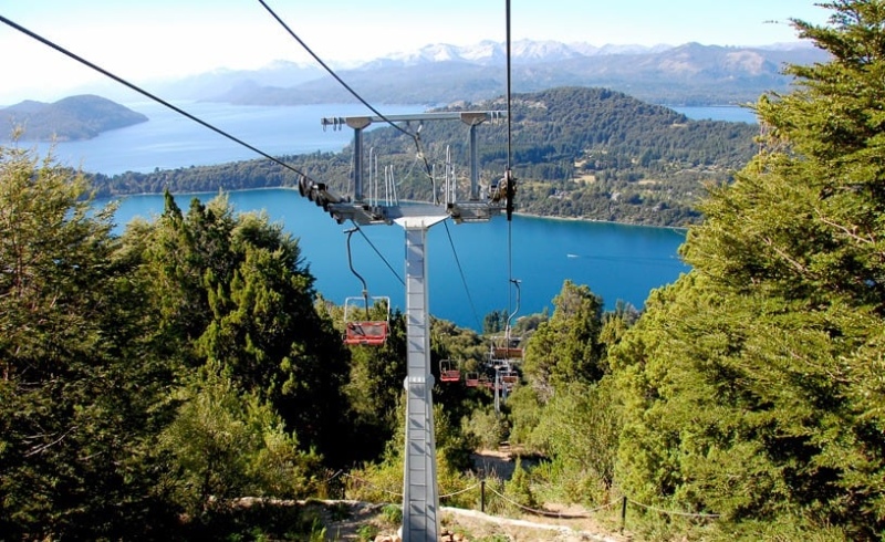 Tragedia en Bariloche: fallece un turista español en la aerosilla del Cerro Campanario