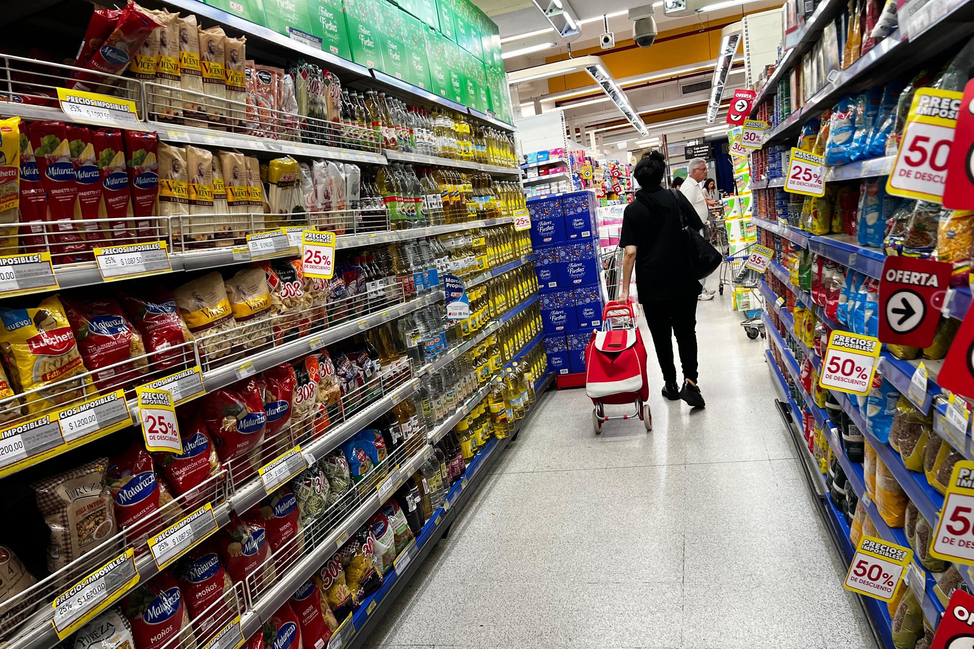 La inflación en febrero en la ciudad se desaceleró al 2,6% y acumula un 32,4% interanual