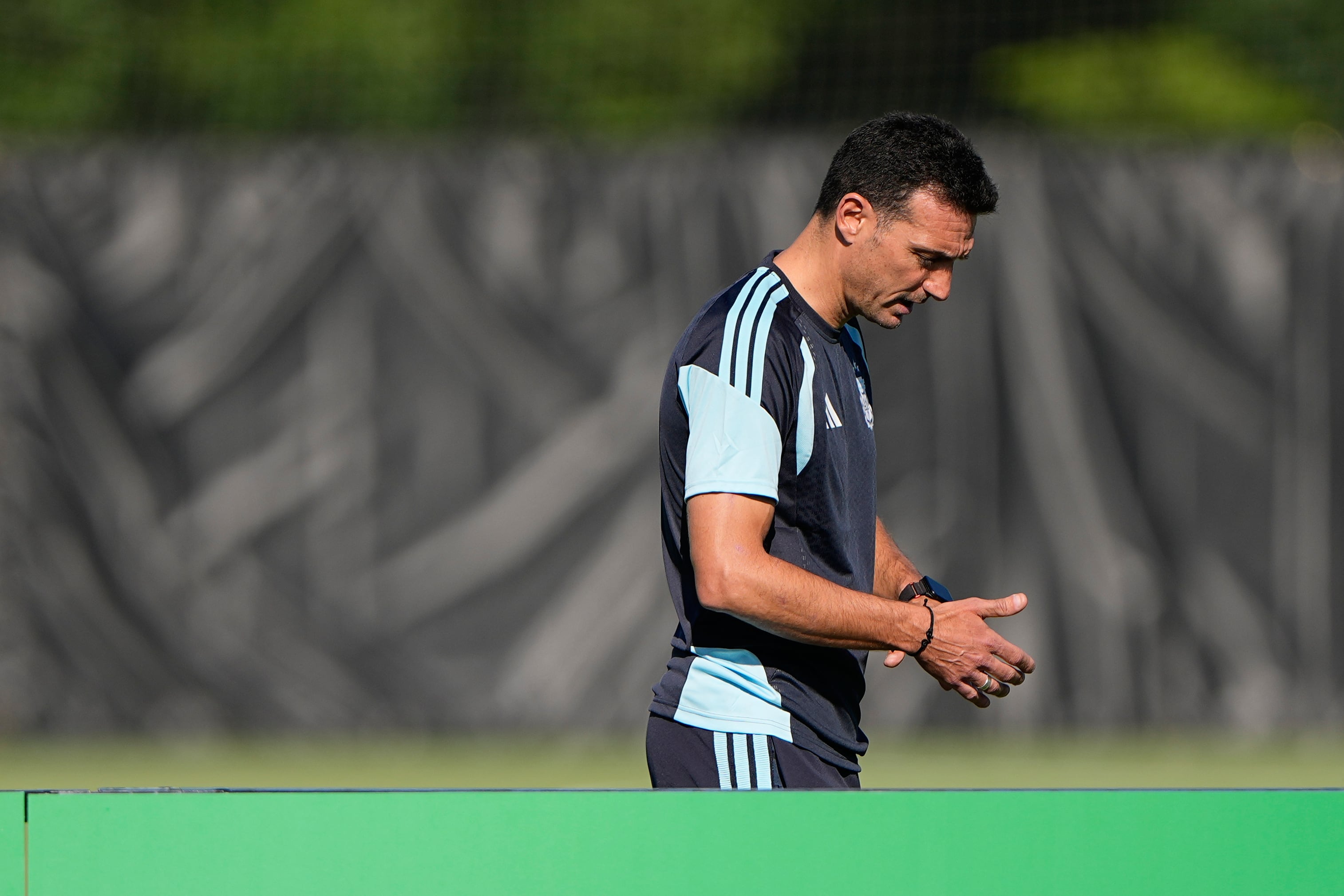 Partidos de selecciones mundialistas en foco: Uruguay y Argentina avanzan en el Mundial 2026
