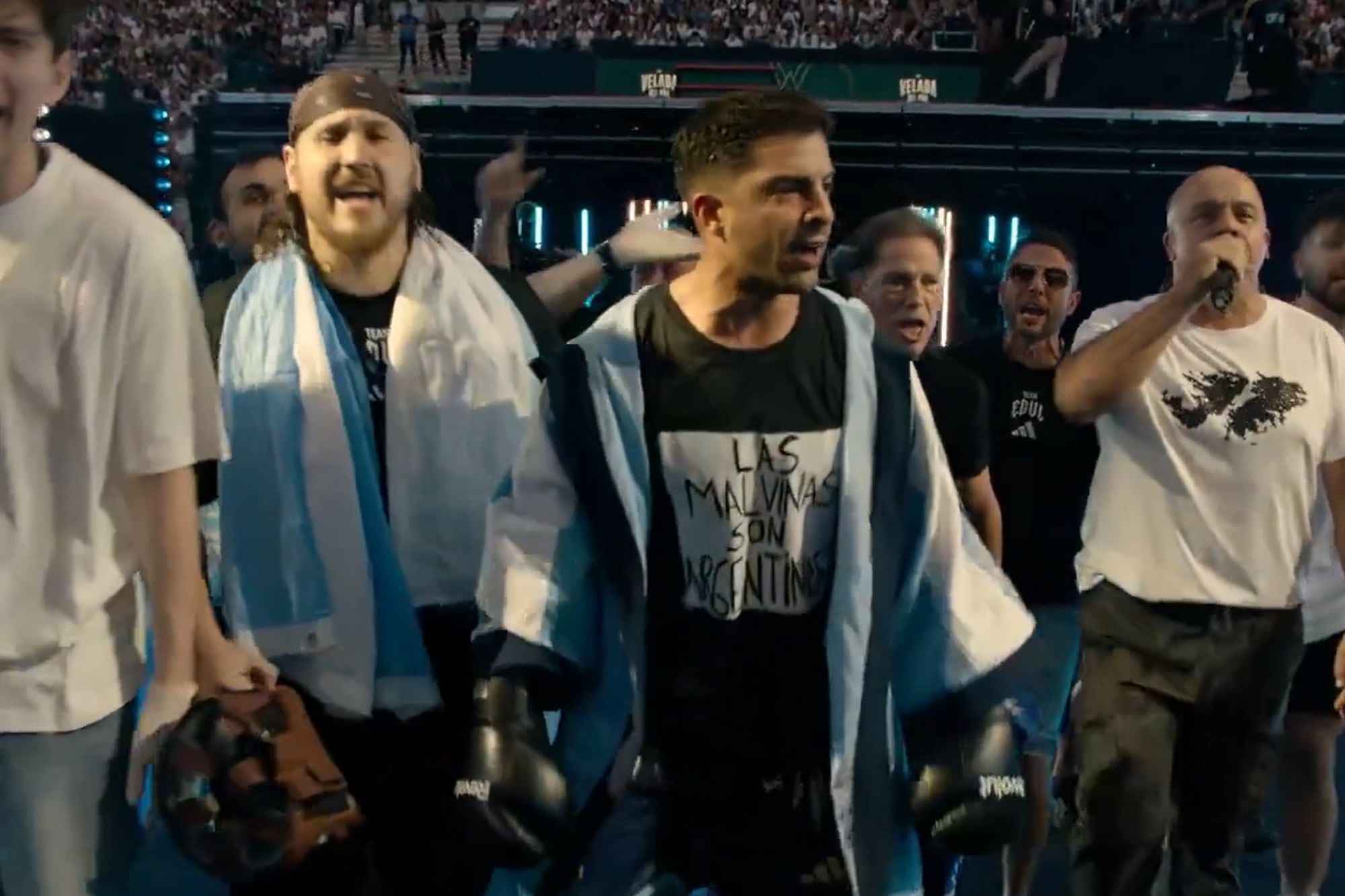 Gastón Edul se luce en la Velada del Año VI con homenaje a Argentina