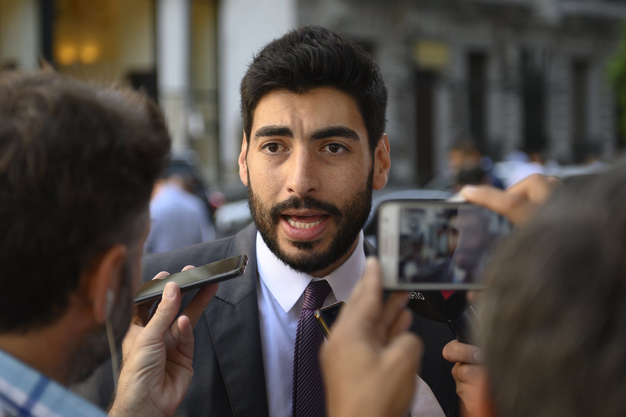 Denuncian a Facundo Moyano por presunta agresión a una mujer en Belgrano