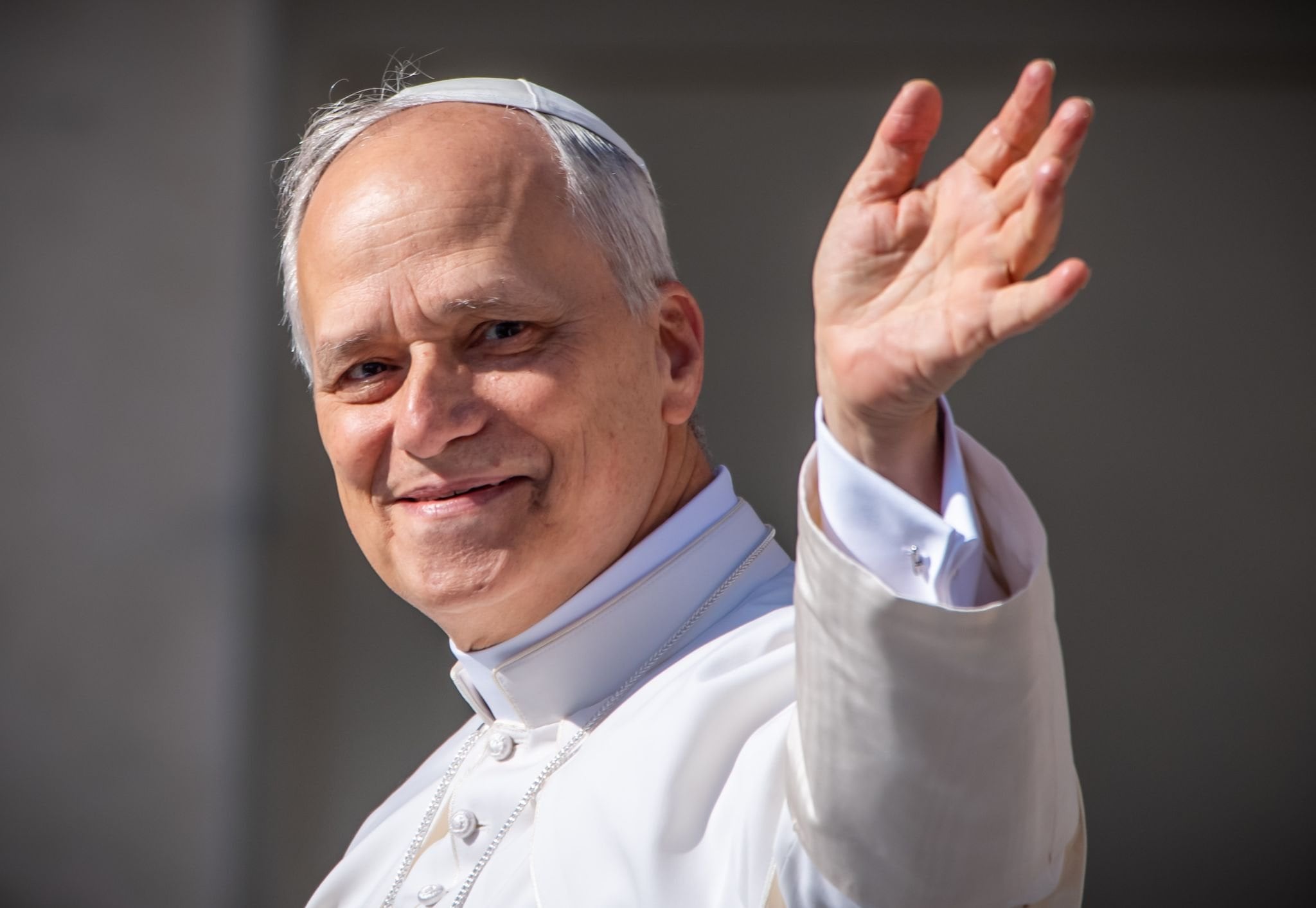 El Vaticano informó que la operación del papa León XIV fue exitosa